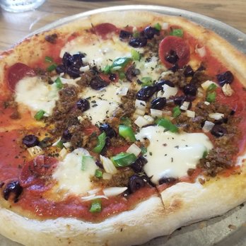 Monkeypod Kitchen - Proletariat pizza - New American Near Me - Lahaina, Hawaii