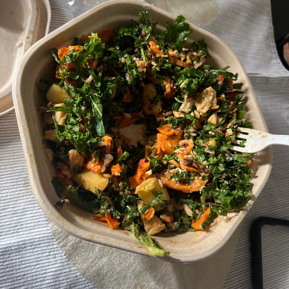 sweetgreen - Healthy Salads, Wraps, and Bowls - Scrapped it to the bottom no cheese - Salad Near Me - Manhattan Beach, California sweetgreen - Healthy Salads, Wraps, and Bowls - Scrapped it to the bottom no cheese - Salad Near Me - Manhattan Beach, California