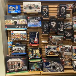 Barnes And Noble Booksellers - Legos
