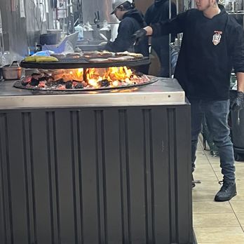 Cuarto de Kilo Mesquite Burgers - Check out the grill!!! - Burgers Near Me - Helotes, Texas Cuarto de Kilo Mesquite Burgers - Check out the grill!!! - Burgers Near Me - Helotes, Texas