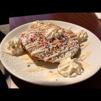 Jay Jay's Bistro - Mediterranean Near Me - Troy, Michigan