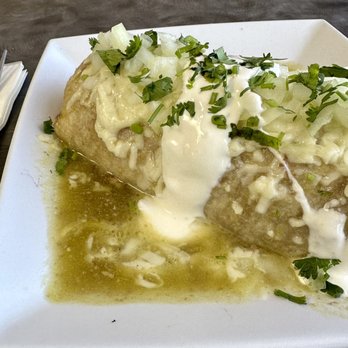 Xinantecatl Restaurant - Tasty chili Verde burrito nicely balanced - American Near Me - Fresno, California Xinantecatl Restaurant - Tasty chili Verde burrito nicely balanced - American Near Me - Fresno, California