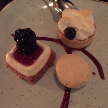 Area 31 - Dessert from the Miami spice menu. AMAZING. - Seafood Near Me - Miami, Florida