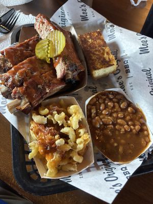 Moe's Original BBQ by null