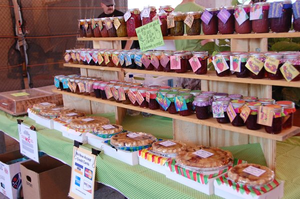 Riverdale Y Sunday Market by null