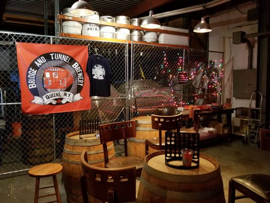 Bridge and Tunnel Brewery by null