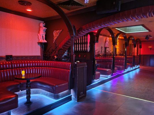 Continental Room by null