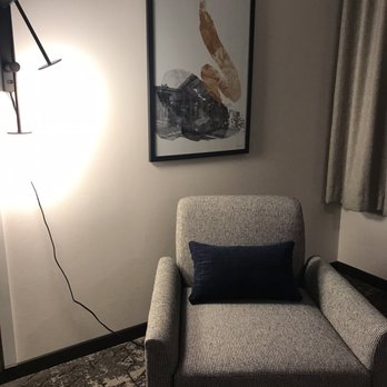 Sheraton Reston Hotel - roomy seating area - Hotels Near Me - Reston, Virginia