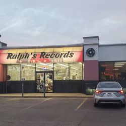 Ralph's Records Tapes & Cd's - Front of store