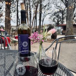 Fortunata Winery - Wine!!  Pizza!!