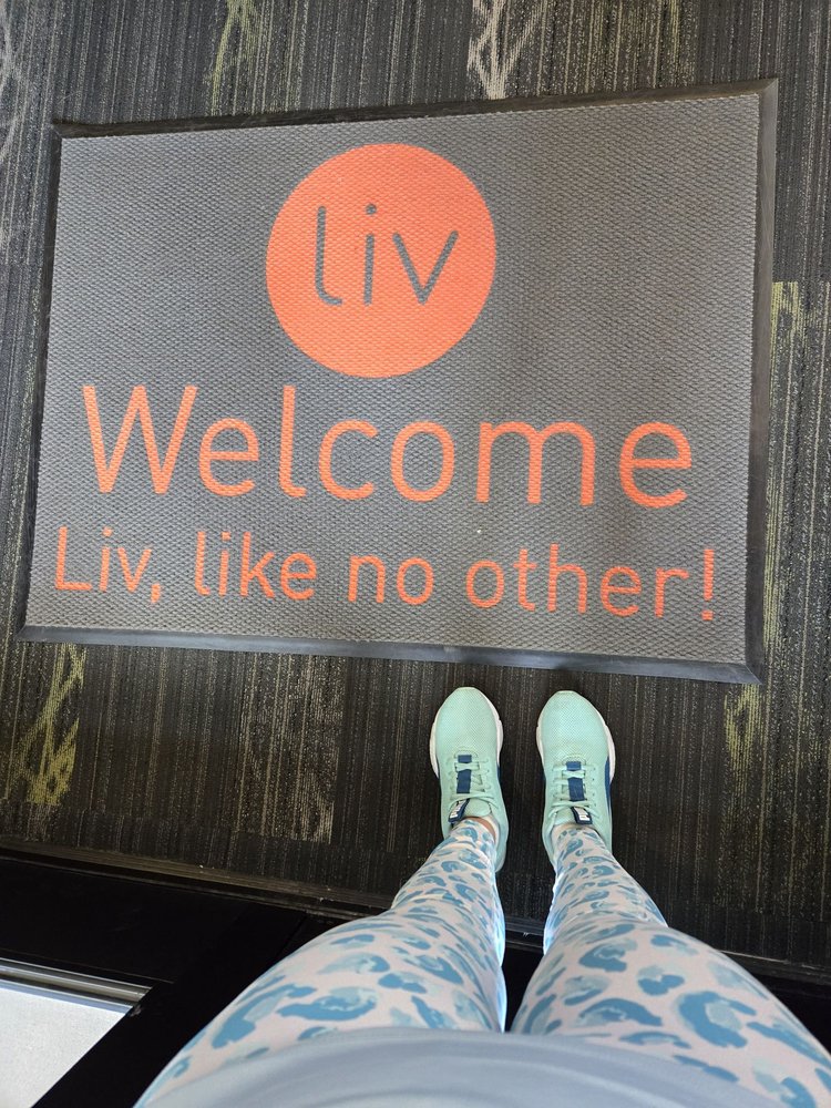 Liv Ahwatukee - property management company in Phoenix, AZ