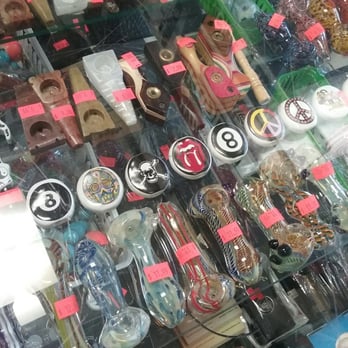 Smoke Zone - They have some funky little cool things here - Tobacco Shops Near Me - Modesto, California