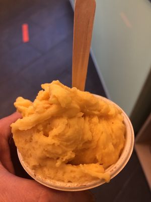 Delini Gelato by null