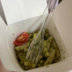 Venice Pasta's Academy - Pesto pasta