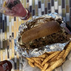 This N That - Philly cheesesteak w fries
