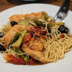 Fratello's Italian Grille - Chicken Primavera