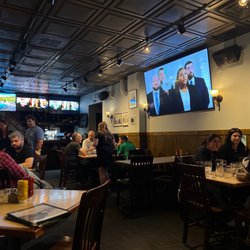Landmark Inn Bar & Grille