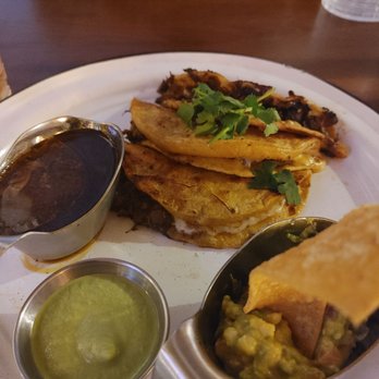 Del Sur Tacos - Birra tacos - Tacos Near Me - Dallas, Texas