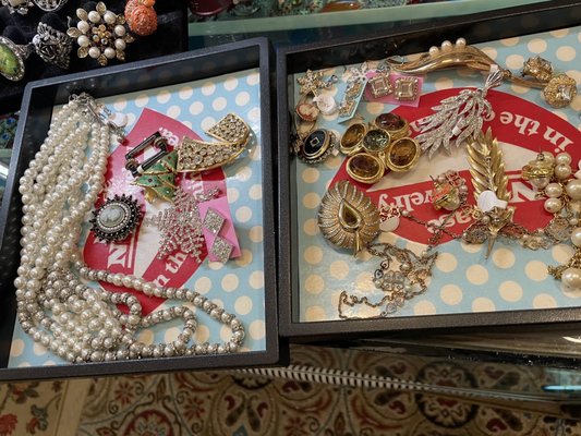 JuJu's Vintage by null