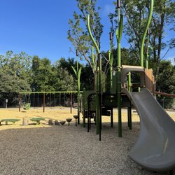 Creekside Park - Remodeled !