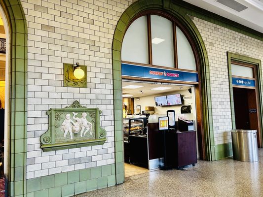 Penn Station-Baltimore by null