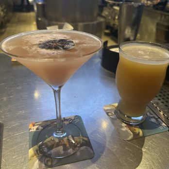 Yard House - Her Lychee cosmo His IPA - New American Near Me - Palm Beach Gardens, Florida Yard House - Her Lychee cosmo His IPA - New American Near Me - Palm Beach Gardens, Florida