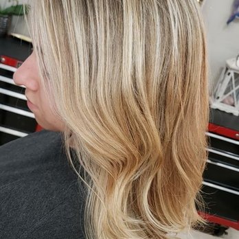 MBZ Does Your Hair - Blonde, balayage, highlights, baby lights - Blow Dry/Out Services Near Me - San Diego, California MBZ Does Your Hair - Blonde, balayage, highlights, baby lights - Blow Dry/Out Services Near Me - San Diego, California