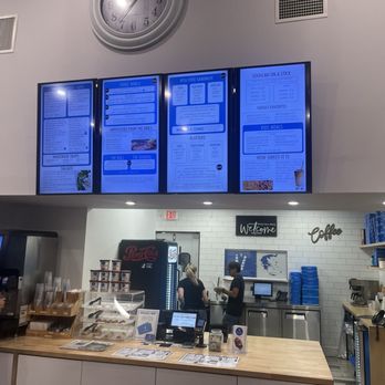 yērōs - authentically Greek - Interior - Greek Near Me - Saint James, New York yērōs - authentically Greek - Interior - Greek Near Me - Saint James, New York