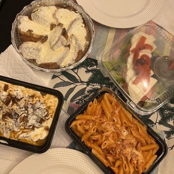 Axton's By Chef Anton Testino - Carmelo Chicken Risotto Penne Alla Vodka Garlic Bread Caprese Salad - Italian Near Me - Pompton Lakes, New Jersey