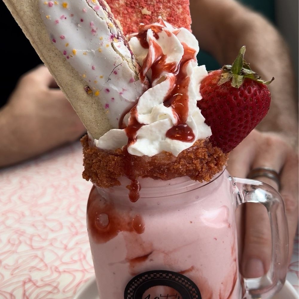 4 Speed on 50’s Diner - Marilyn Monroe milkshake - Diners Near Me - Lawrenceburg, Indiana