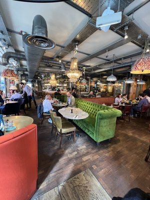 Bill's Soho Restaurant by null