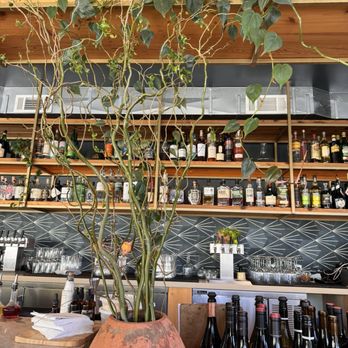 TOP HATTERS KITCHEN AND BAR - Updated August 2024 - 2005 Photos & 689