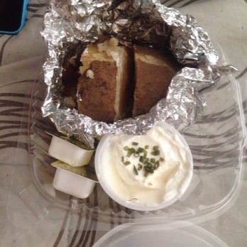 The Barbecue Pit - Baked potatoes (must ask for sour cream) - Barbeque Near Me - Bronx, New York
