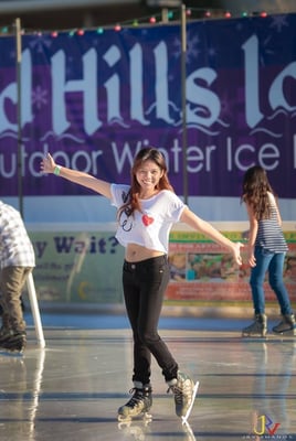 Woodland Hills on Ice by null