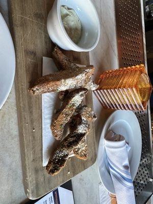 The Lounge at Ugo by null