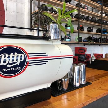 Blip Roasters - a coffee machine on a counter - Coffee & Tea Near Me - Kansas City, Missouri