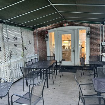 Ellicott Distilling - Patio area - Distilleries Near Me - Ellicott City, Maryland