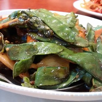 Good Luck Chinese Restaurant - Beef with Snow Peas - Chinese Near Me - Scarborough, Ontario