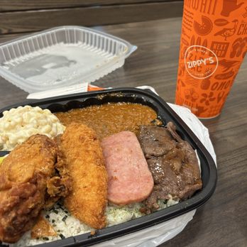 ZIPPY’S ARROYO CROSSING - Updated August 2025 - 3505 Photos & 1330 ...