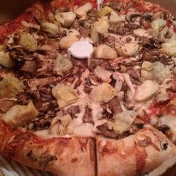 Pizza Factory - chicken, mushrooms, artichoke hearts