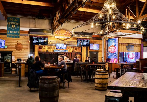 No-Li Brewhouse by null
