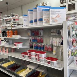 Delizious Cakes and Supplies - Cake supplies
