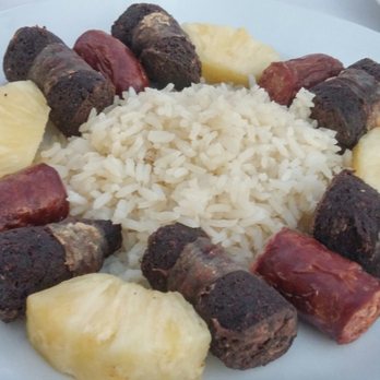 Beira Mar Sao Mateus - Blood pudding with pineapple - Seafood Near Me - São Mateus da Calheta, 20 Beira Mar Sao Mateus - Blood pudding with pineapple - Seafood Near Me - São Mateus da Calheta, 20
