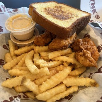 Layne's Chicken Fingers - 3 Finger Meal* - Chicken Shop Near Me - Allen, Texas