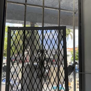 Fast Glass - Before - Windows Installation Near Me - Long Beach, California