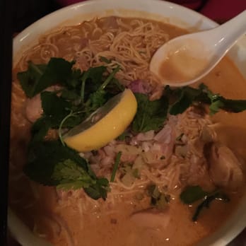 Queen Mother Cafe - Khao souy - Asian Fusion Near Me - Toronto, Ontario