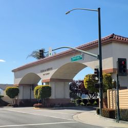 Casa De Amigos Mobile Park - Entrance on Tasman Drive