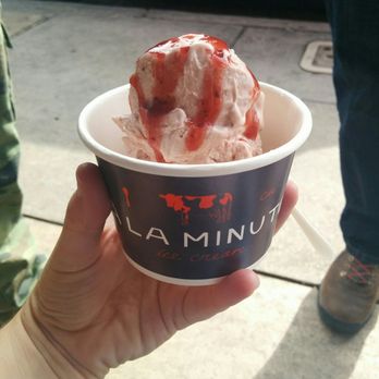à la minute - Balsamic Strawberry - Ice Cream & Frozen Yogurt Near Me - Redlands, California à la minute - Balsamic Strawberry - Ice Cream & Frozen Yogurt Near Me - Redlands, California