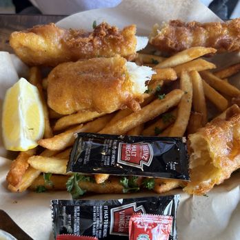 Fish District - Fish & Chips - Fish & Chips Near Me - Solana Beach, California Fish District - Fish & Chips - Fish & Chips Near Me - Solana Beach, California