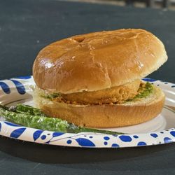 Bombay Walaa Chaat - Vada pav